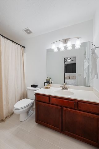 324 Arapaho Dr, Murfreesboro, TN 37128