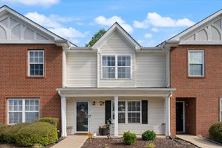 324 Arapaho Dr, Murfreesboro, TN 37128