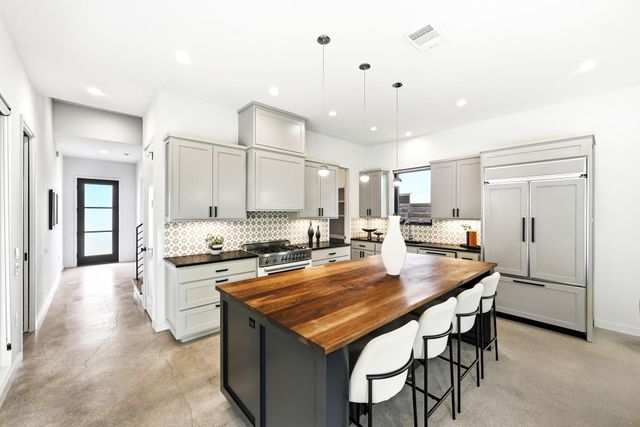 1609 Bauerle Ave, Austin, TX 78704