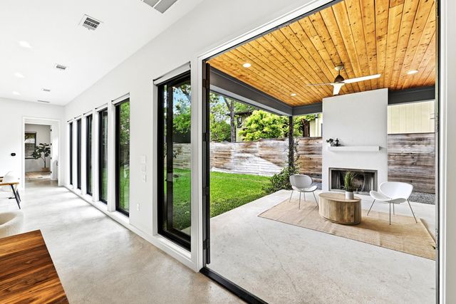 1609 Bauerle Ave, Austin, TX 78704