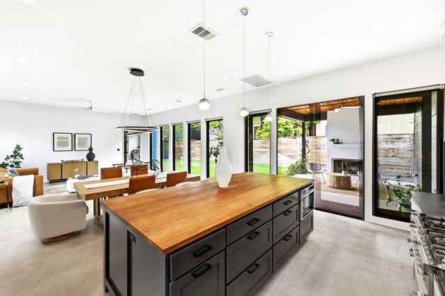 1609 Bauerle Ave, Austin, TX 78704