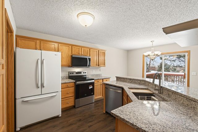 1780 Talon Trail, Eagan, MN 55122