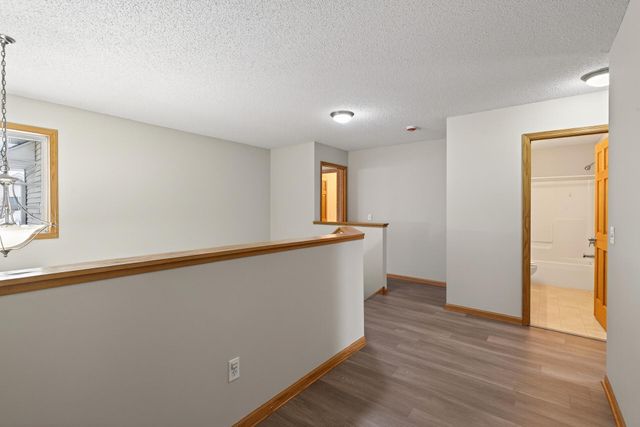 1780 Talon Trail, Eagan, MN 55122