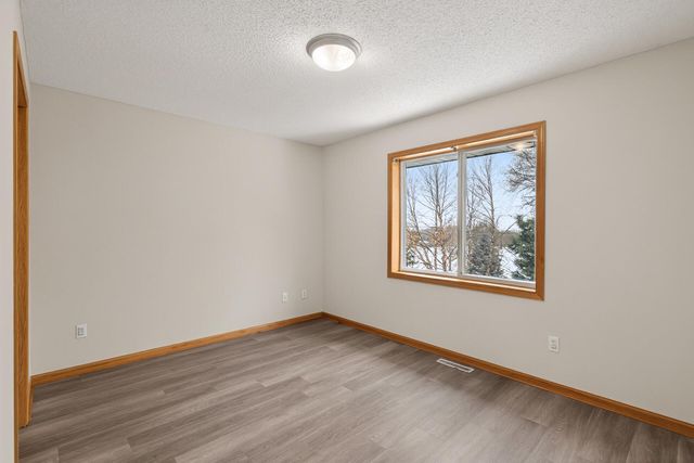 1780 Talon Trail, Eagan, MN 55122