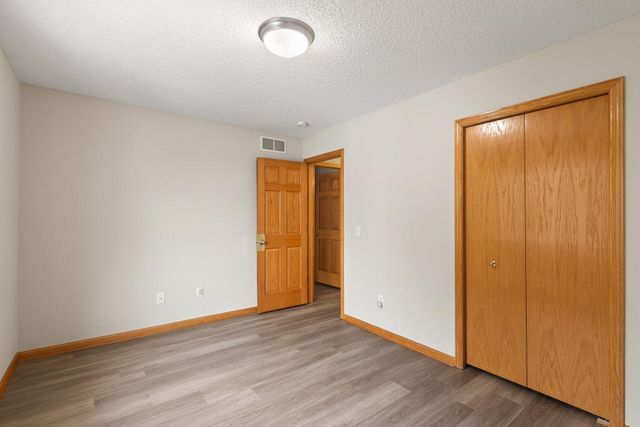 1780 Talon Trail, Eagan, MN 55122