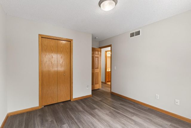 1780 Talon Trail, Eagan, MN 55122