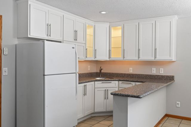 1780 Talon Trail, Eagan, MN 55122