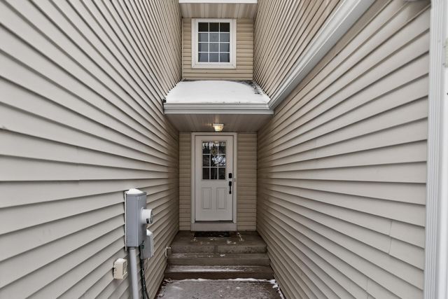 1780 Talon Trail, Eagan, MN 55122