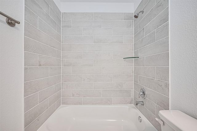 2212 Manila Lane, Texas City, TX 77568