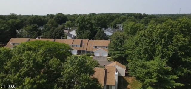 74 Winchester Way, Franklin Twp., NJ 08873