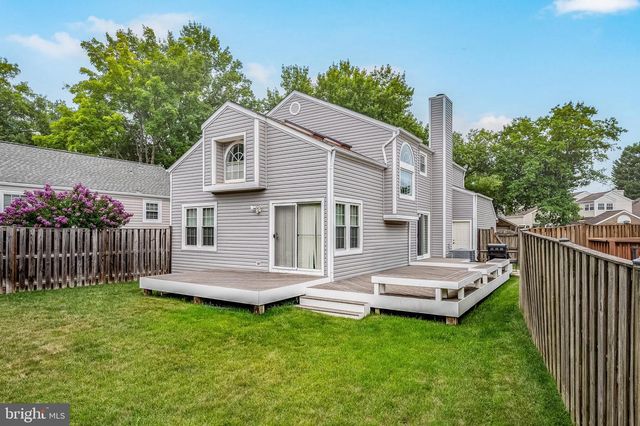 7521 CROSS GATE LN, Alexandria, VA 22315