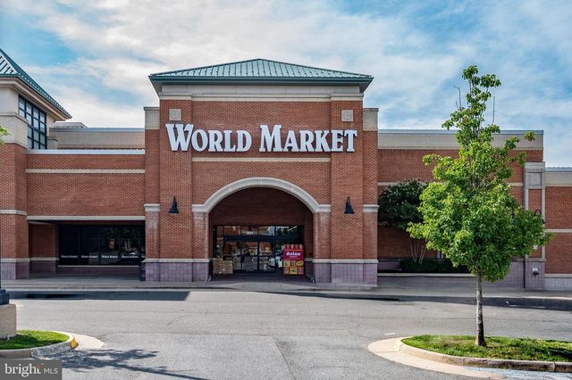 7521 CROSS GATE LN, Alexandria, VA 22315