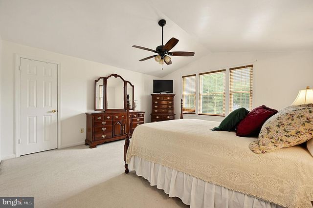 7521 CROSS GATE LN, Alexandria, VA 22315