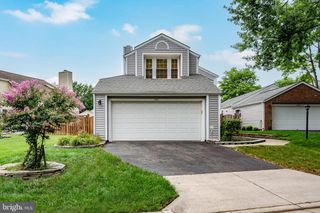 7521 CROSS GATE LN, Alexandria, VA 22315