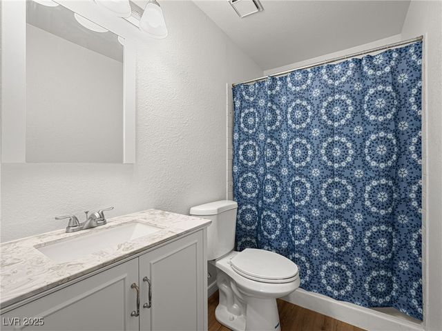 2214 Pebble Creek Lane, Laughlin, NV 89029