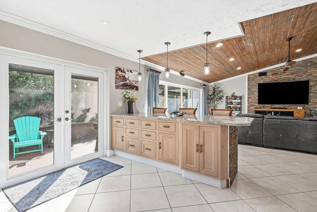 2412 SW 23rd Cranbrook Drive, Boynton Beach, FL 33436