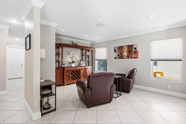 2412 SW 23rd Cranbrook Drive, Boynton Beach, FL 33436