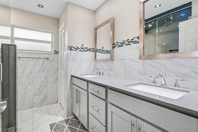 2412 SW 23rd Cranbrook Drive, Boynton Beach, FL 33436