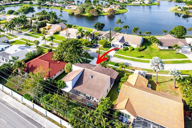 2412 SW 23rd Cranbrook Drive, Boynton Beach, FL 33436