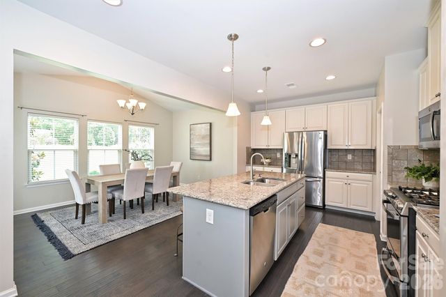 3729 Benseval Lane, Matthews, NC 28105