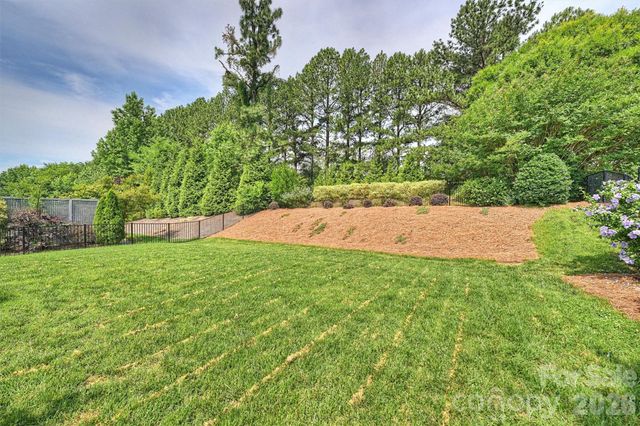 3729 Benseval Lane, Matthews, NC 28105