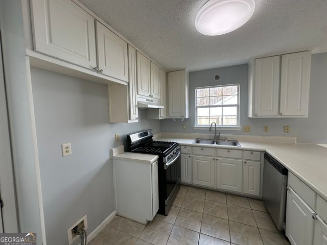 6609 Saganaw Drive, Rex, GA 30273