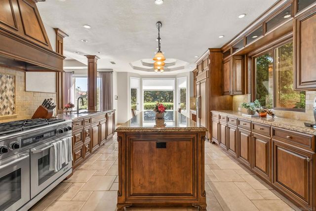 17941 Vista Lomas, Poway, CA 92064