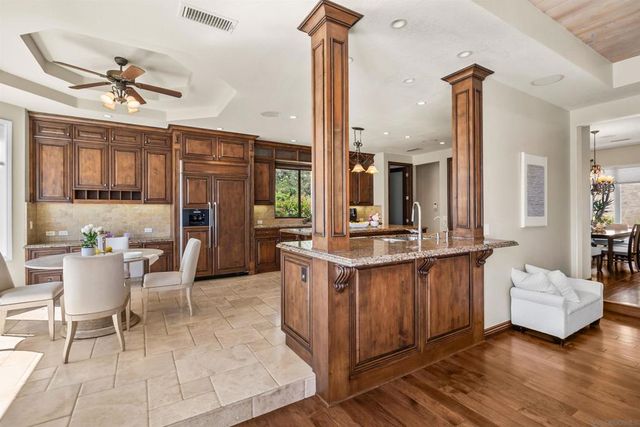 17941 Vista Lomas, Poway, CA 92064