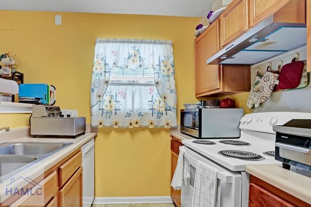 7221 Garfield Street, Savannah, GA 31406