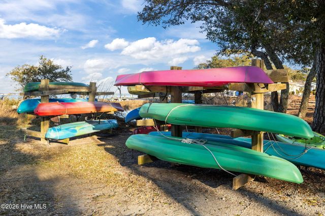 119 Mcginnis Drive, Atlantic Beach, NC 28512