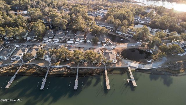 119 Mcginnis Drive, Atlantic Beach, NC 28512