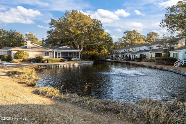 119 Mcginnis Drive, Atlantic Beach, NC 28512