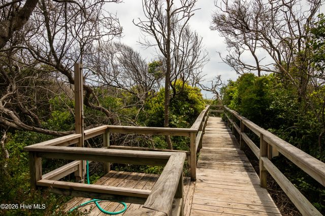 119 Mcginnis Drive, Atlantic Beach, NC 28512