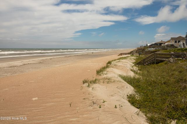 119 Mcginnis Drive, Atlantic Beach, NC 28512