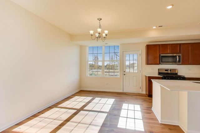 1003 Celebration Drive, Aurora, IL 60504