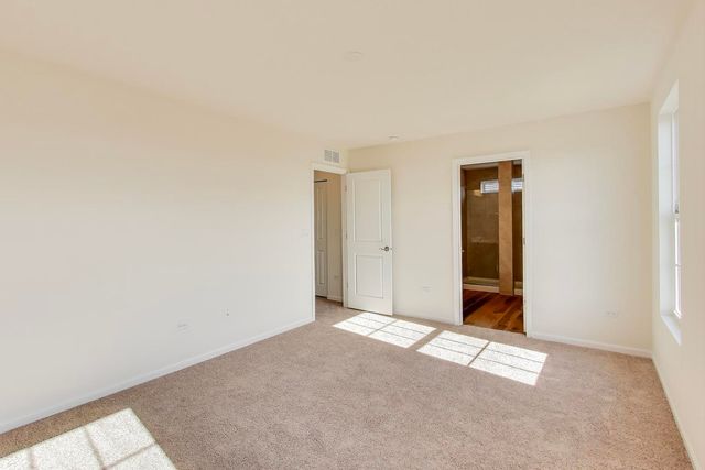 1003 Celebration Drive, Aurora, IL 60504