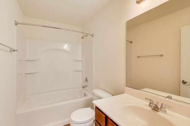 1003 Celebration Drive, Aurora, IL 60504