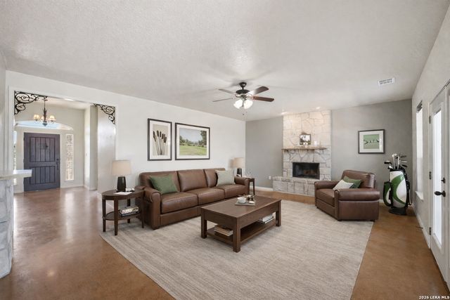 1265 County Road 4516, Castroville, TX 78009