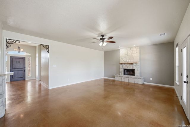 1265 County Road 4516, Castroville, TX 78009