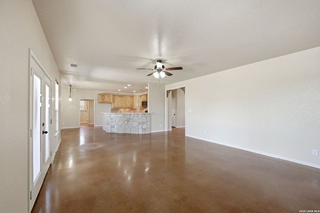 1265 County Road 4516, Castroville, TX 78009