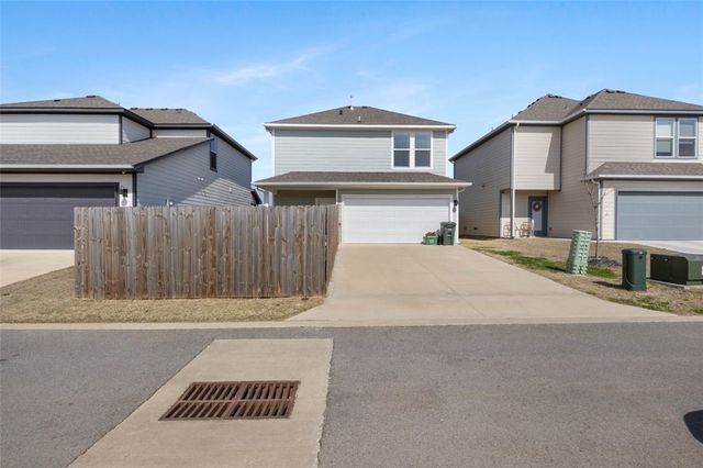 4813 Triangle Street, Fayetteville, AR 72704