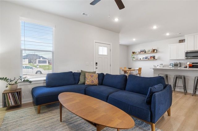 4813 Triangle Street, Fayetteville, AR 72704