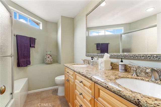 66 Emerald, Irvine, CA 92614