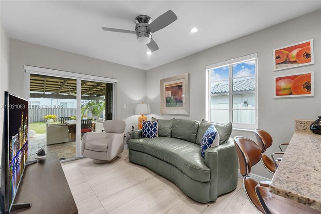 5500 SW 87th Ave, Miami, FL 33165