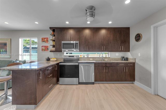 5500 SW 87th Ave, Miami, FL 33165