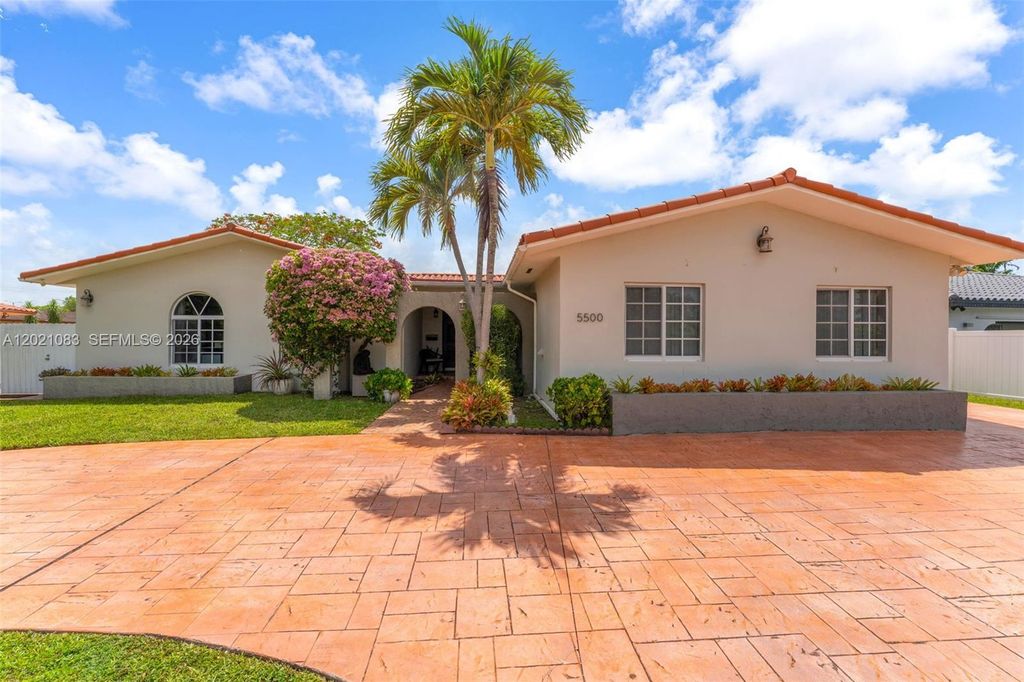 5500 SW 87th Ave, Miami, FL 33165