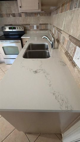 301 S Mustang Ave, Cedar Park, TX 78613