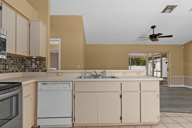 6236 W PINEDALE CIRCLE, Crystal River, FL 34429