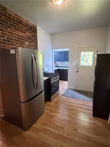 1214 Goe Ave, Brighton Heights, PA 15212