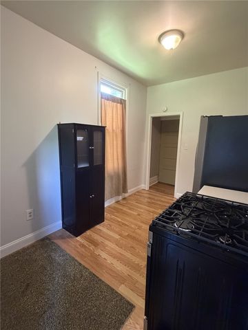 1214 Goe Ave, Brighton Heights, PA 15212